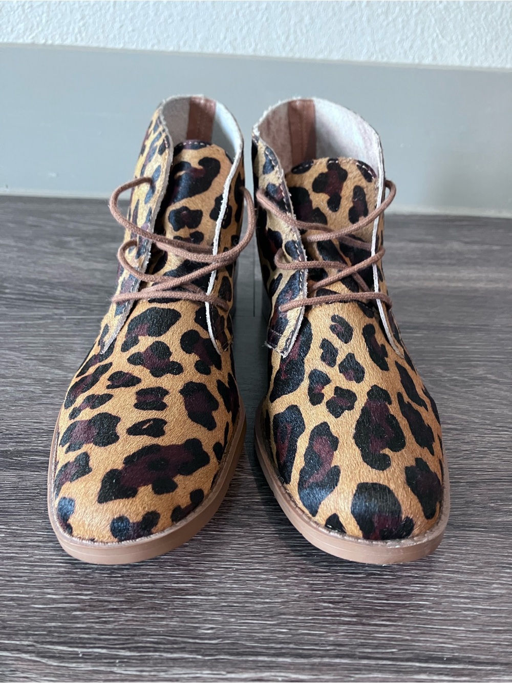 Leopard Print Lace-Up Ankle Boots in Tan